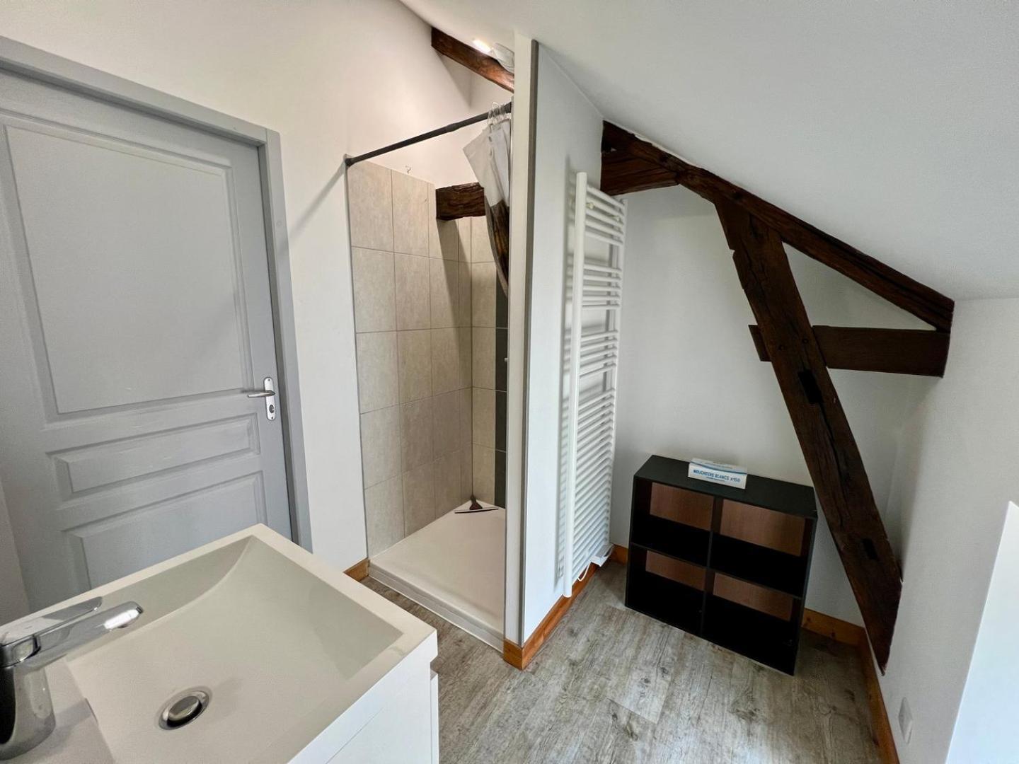 Chez Marcel - Maison 3 Chambres Lussac-les-Châteaux Exterior foto